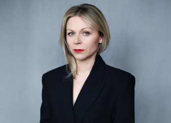 Anna Ewelina - ©Jeanne Degraa